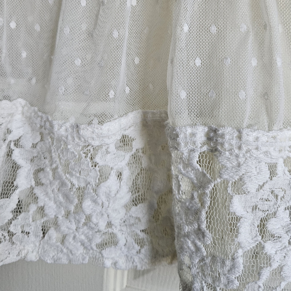 NWOT, Monteau White Lace Top, Size M - Picture 5 of 6